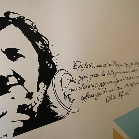 Bed 'n Books Σάσαρι